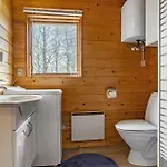 3 Bedroom Stunning In Spottrup